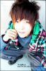 �p����;-*